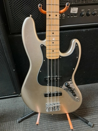 Fender 75th Anniversary Jazz Bass 2